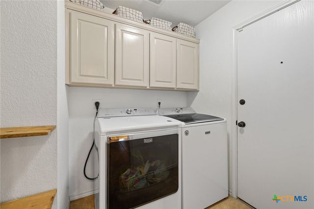 210 W Iowa Drive, Harker Heights, TX 76548