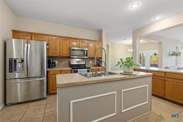 210 W Iowa Drive, Harker Heights, TX 76548