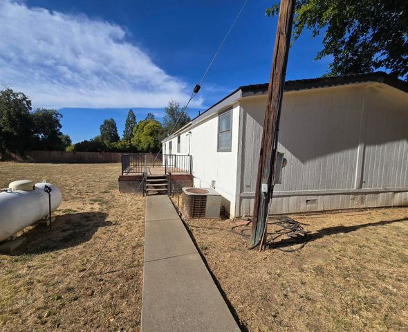 15565 W Wallen Road, Red Bluff, CA 96080