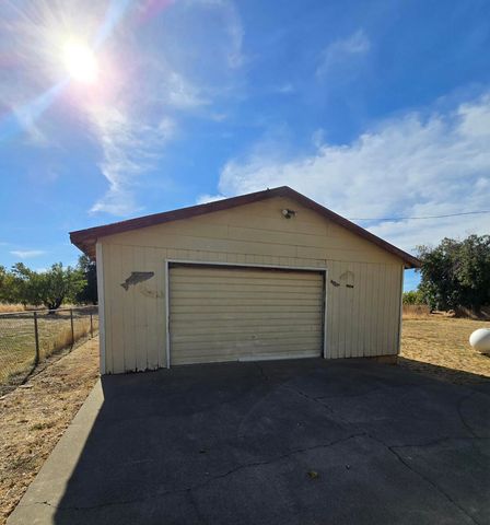 15565 W Wallen Road, Red Bluff, CA 96080