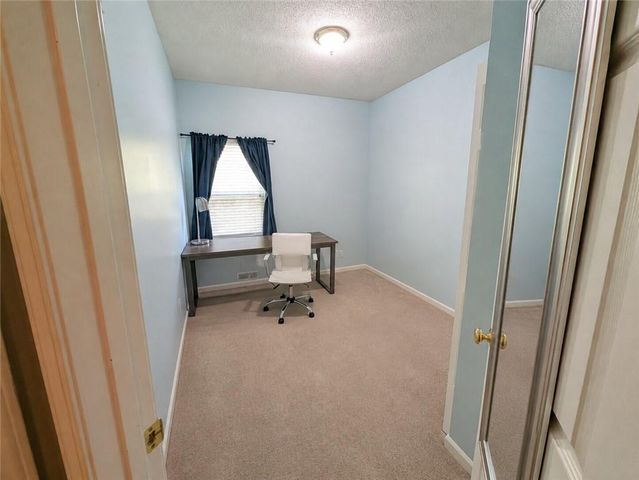 7317 SILVERHEEL Street, Shawnee, KS 66227