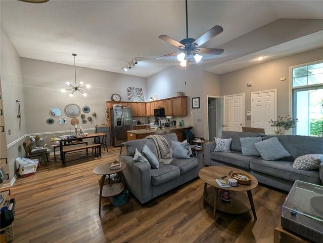7317 SILVERHEEL Street, Shawnee, KS 66227
