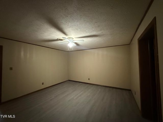 1204 Bloomingdale Pike, Kingsport, TN 37660