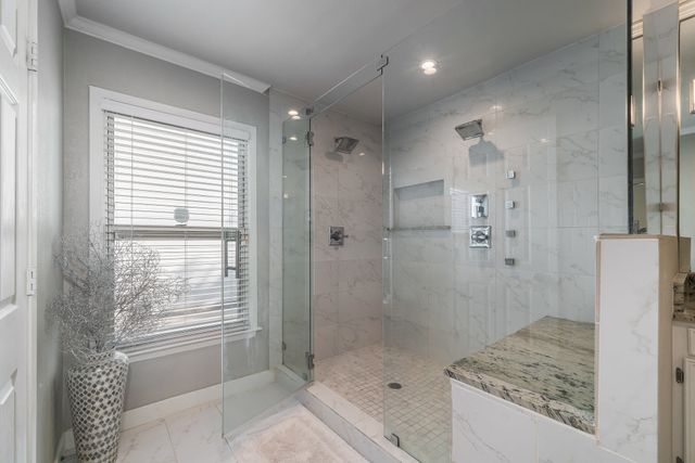 6455 Sondra Drive, Dallas, TX 75214