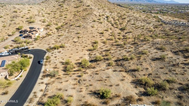 18581 W HUBBARD Drive 16, Goodyear, AZ 85338