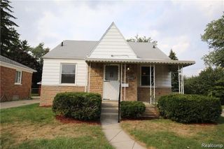 16207 Manchester Avenue, Eastpointe, MI 48021