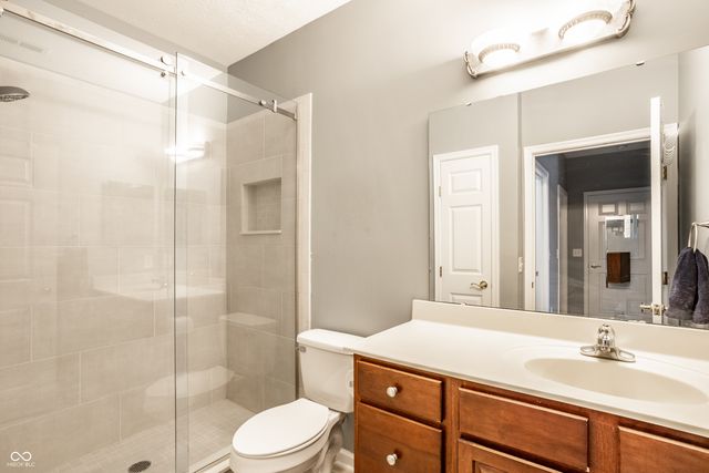 17207 Gunther Boulevard 103C, Westfield, IN 46074