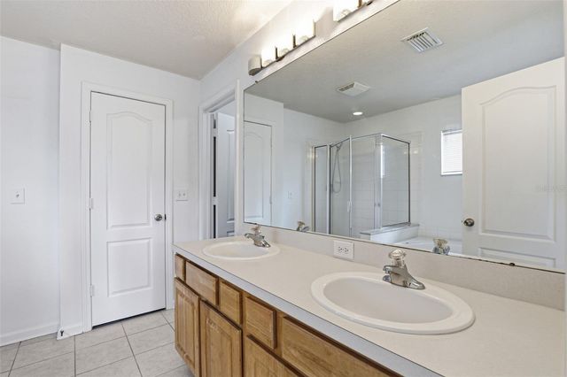 30428 RANDALL MANOR STREET, Wesley Chapel, FL 33545