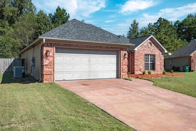 9816 Merlot Lane, North Little Rock, AR 72118