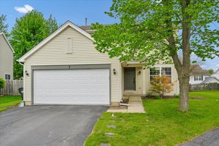 7 Appletree Court, Lake In The Hills, IL 60156