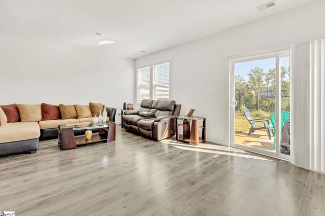 1230 Westgate Village Drive, Spartanburg, SC 29301