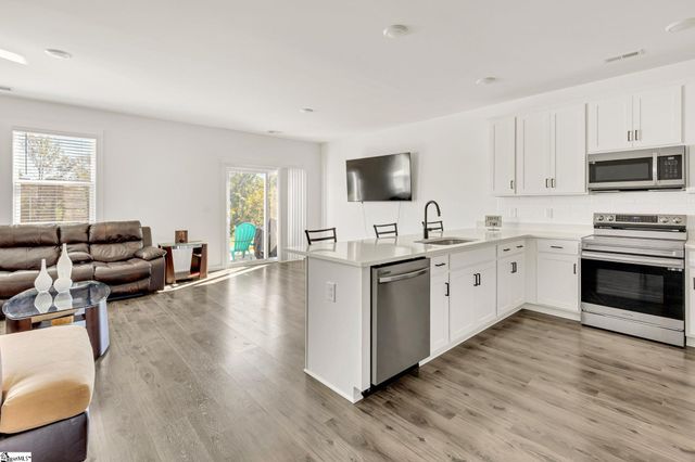 1230 Westgate Village Drive, Spartanburg, SC 29301