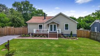 1001 Carriage Way Ct, Hermitage, TN 37076