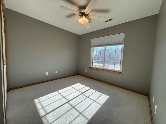 3030 Holiday Court 7, Bettendorf, IA 52722