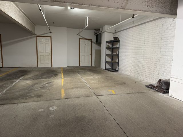 3030 Holiday Court 7, Bettendorf, IA 52722