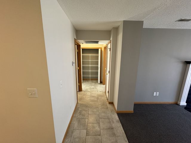 3030 Holiday Court 7, Bettendorf, IA 52722