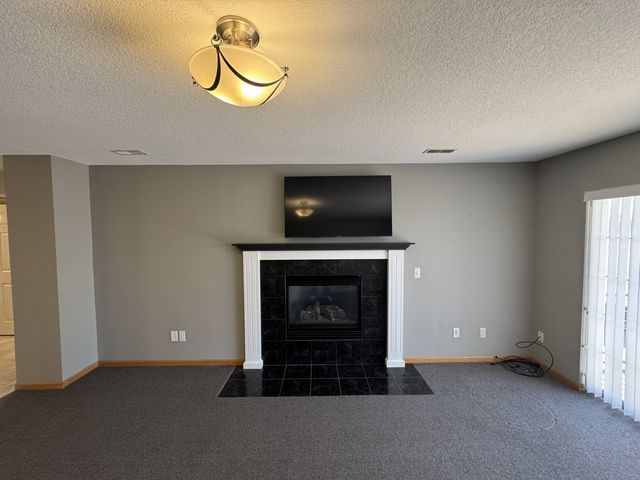 3030 Holiday Court 7, Bettendorf, IA 52722