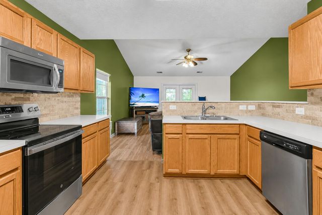110 Creek Bend Drive, Summerville, SC 29485