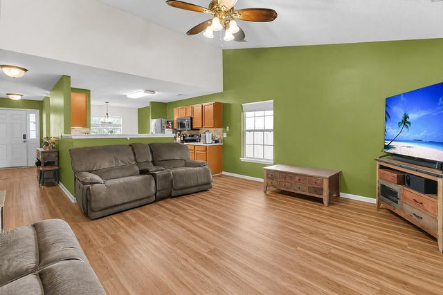 110 Creek Bend Drive, Summerville, SC 29485