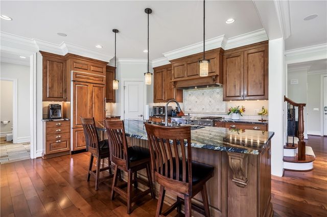 7 Hawkstone Way, Pittsford, NY 14534