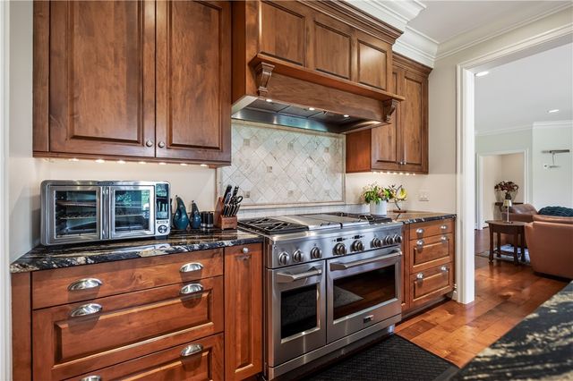 7 Hawkstone Way, Pittsford, NY 14534