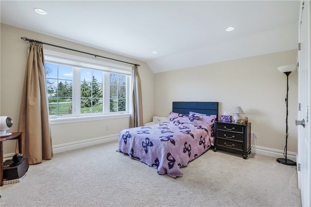 7 Hawkstone Way, Pittsford, NY 14534