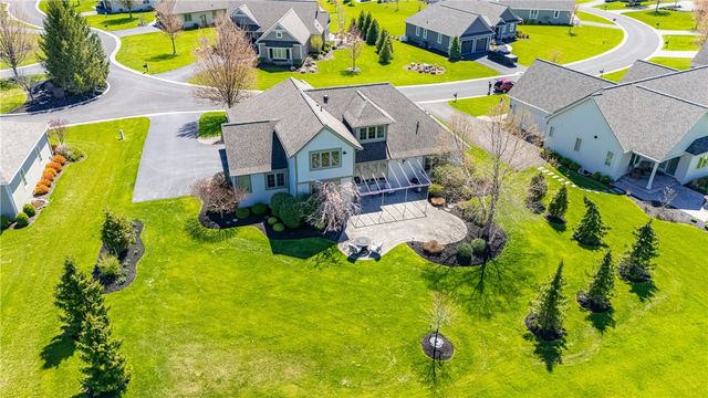 7 Hawkstone Way, Pittsford, NY 14534