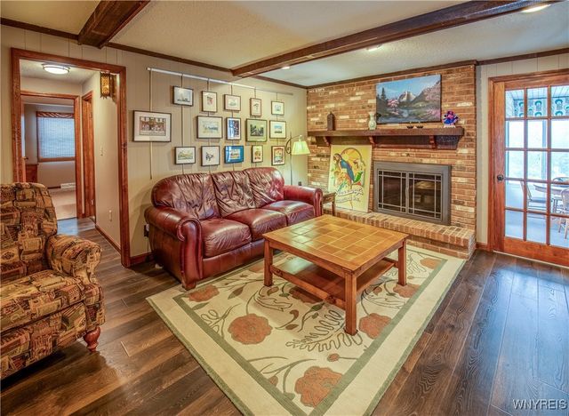 75 Lindhurst Drive, Lockport City, NY 14094