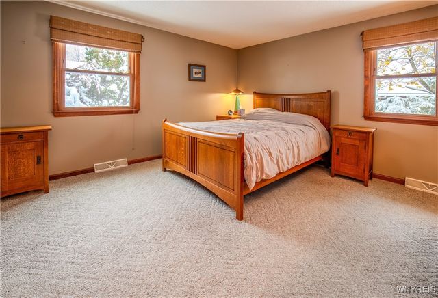 75 Lindhurst Drive, Lockport City, NY 14094