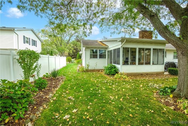 75 Lindhurst Drive, Lockport City, NY 14094