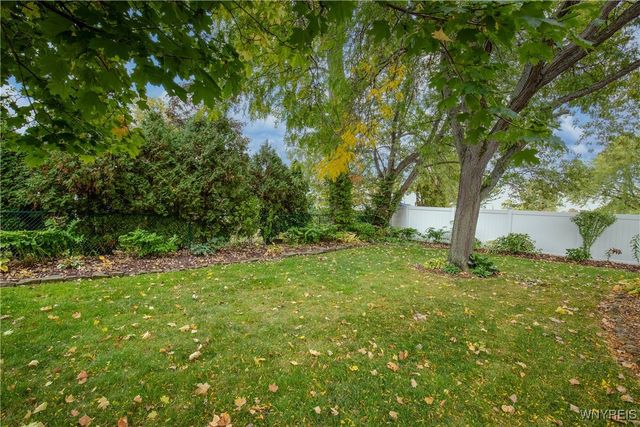 75 Lindhurst Drive, Lockport City, NY 14094