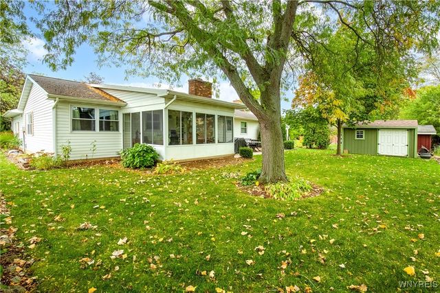 75 Lindhurst Drive, Lockport City, NY 14094