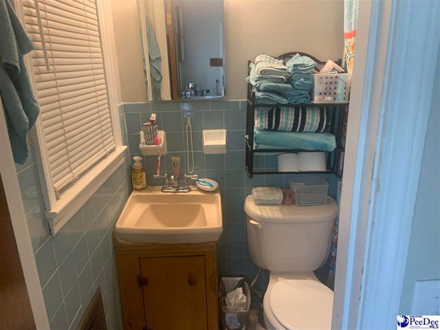 2225 E Home Ave, Hartsville, SC 29550