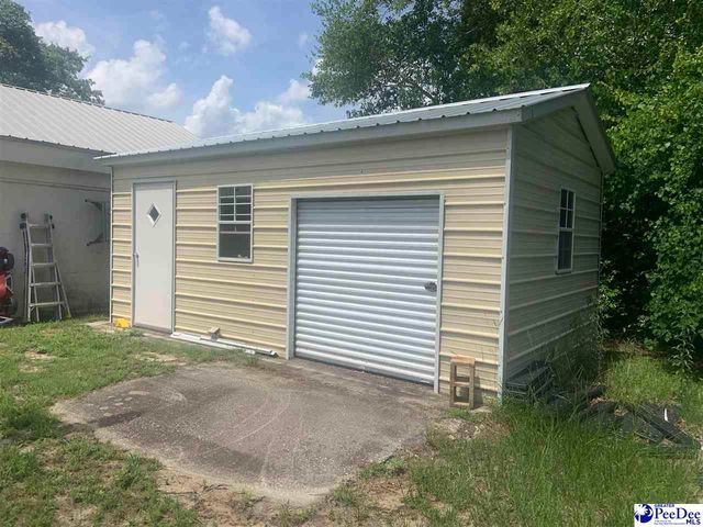 2225 E Home Ave, Hartsville, SC 29550