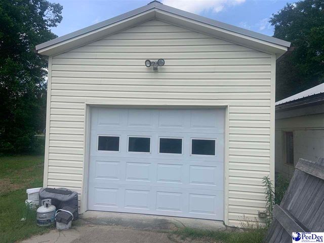 2225 E Home Ave, Hartsville, SC 29550