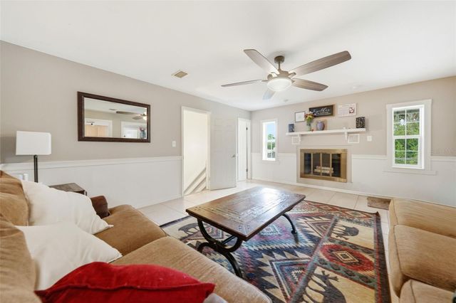 112 E GARDENIA STREET, Howey In The Hills, FL 34737