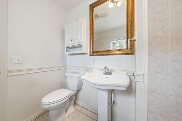 112 E GARDENIA STREET, Howey In The Hills, FL 34737