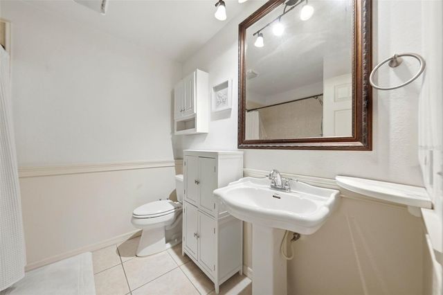 112 E GARDENIA STREET, Howey In The Hills, FL 34737