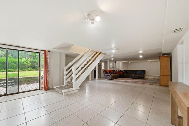 112 E GARDENIA STREET, Howey In The Hills, FL 34737