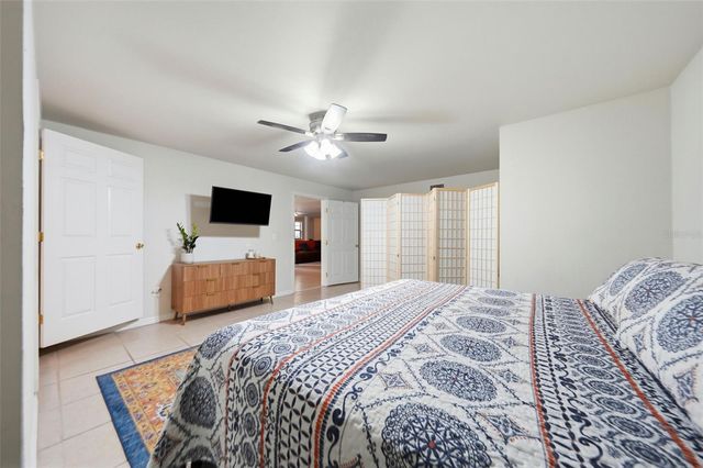 112 E GARDENIA STREET, Howey In The Hills, FL 34737