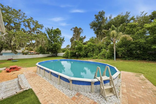 112 E GARDENIA STREET, Howey In The Hills, FL 34737