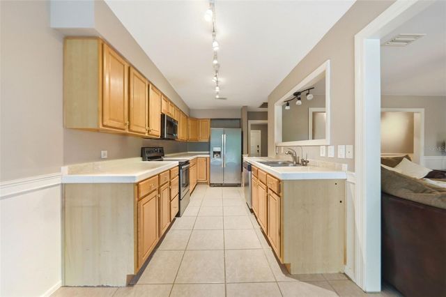 112 E GARDENIA STREET, Howey In The Hills, FL 34737
