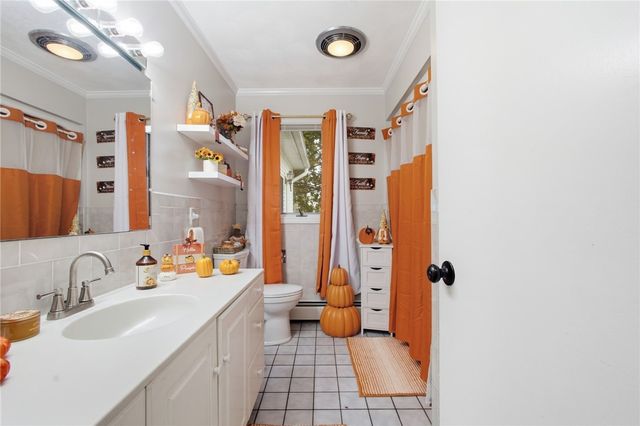 68 Virginia Lane, Providence, RI 02908