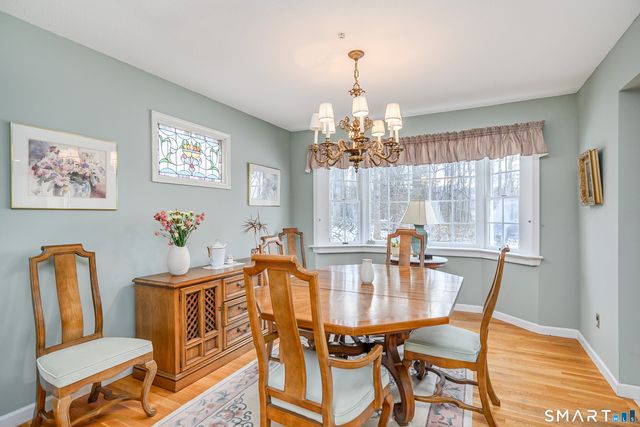 8 Chestnut Hill Drive, New Fairfield, CT 06812