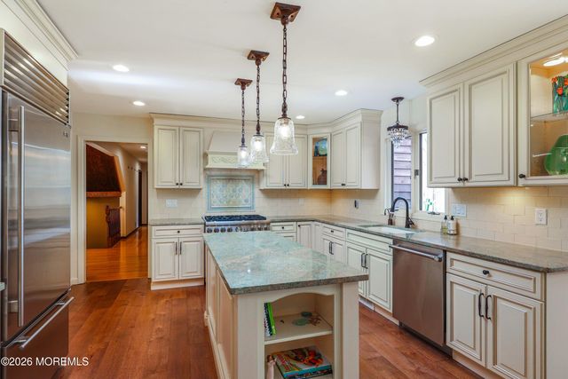 11 Hidden Pine Drive, Colts Neck, NJ 07722