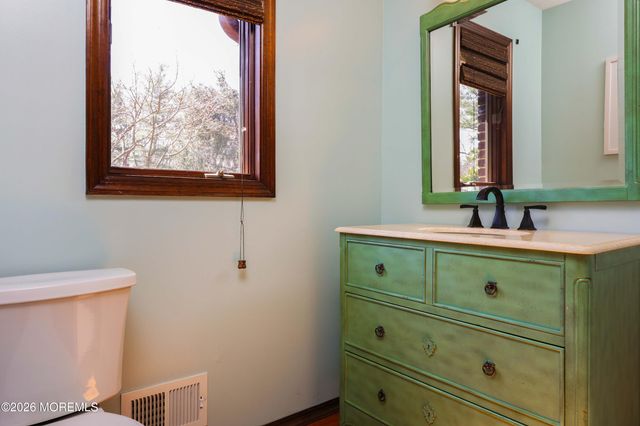 11 Hidden Pine Drive, Colts Neck, NJ 07722