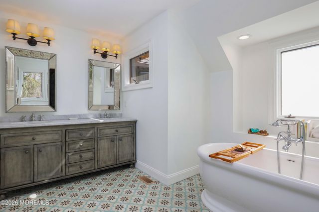 11 Hidden Pine Drive, Colts Neck, NJ 07722