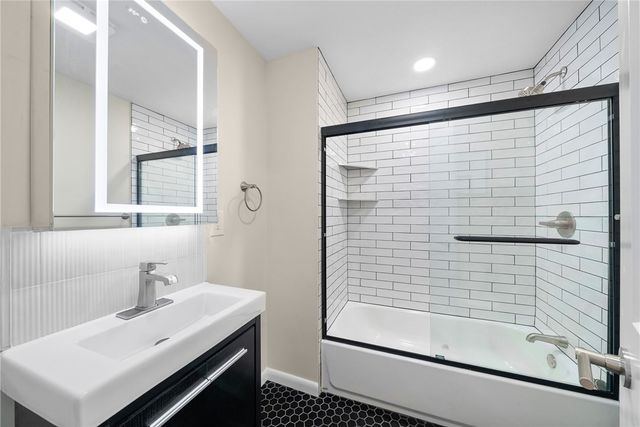 26 Seneca Road, Bethel Park, PA 15241