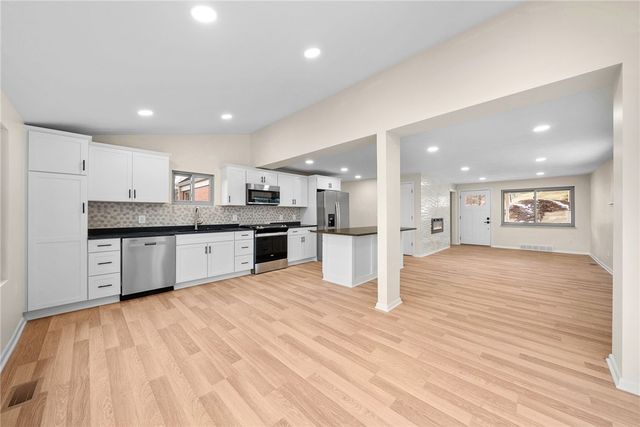 26 Seneca Road, Bethel Park, PA 15241