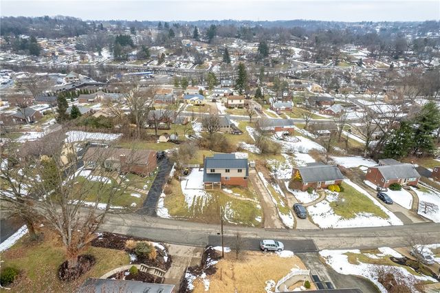 26 Seneca Road, Bethel Park, PA 15241